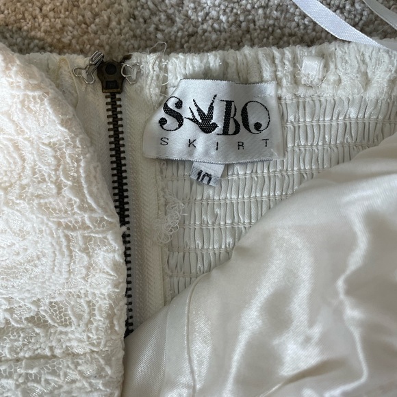 Lace Mini Dress - Picture 4 of 4